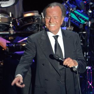 Julio Iglesias en concert lors du Starlite Marbella Festival, le 13 août 2014. GTRES / BESTIMAGE