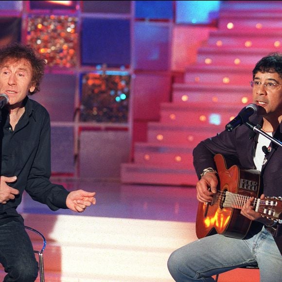 Laurent Voulzy et Alain Souchon lors de l'enregistrement de l'émission Vivement Dimanche, Paris, France, le 11/04/2001. Crédit Jean-Jacques Datchary/Abaca