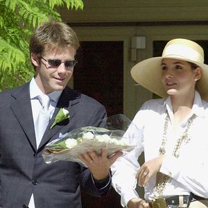 L'actrice française Clotilde Courau et le prince Emmanuel Philibert de Savoie assistent au mariage du Prince Serge de Yougoslavie avec Eleonora Rajneri à Monaco le 18 septembre 2004. Photo par Marco Piovanoto/WMP/ABACA
