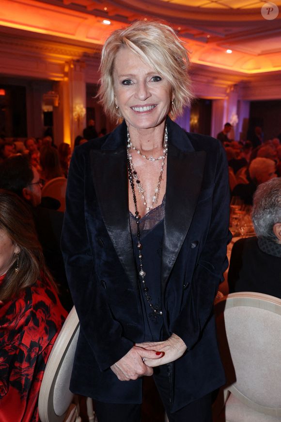 Sophie Davant assiste au Best Award Gala 46th Edition au Four Seasons Hotel George V, le 11 décembre 2023 à Paris, France. Photo par Jerome Domine/ABACAPRESS.COM