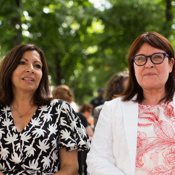 Anne Hidalgo, maire de paris, et France Brel, fille de Jacques Brel lors de l'inauguration l'allée Jacques Brel dans le 19e arrondissement de Paris près du canal de l'ourq, le 19 juillet 2019.  Photo Raphael Lafargue/Abaca