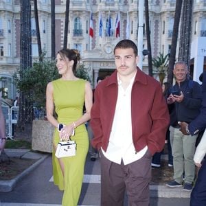 Exclusif - Iris Mittenaere (Miss France 2016 - Miss univers 2017) et son compagnon Antoine Dupont arrivent à la soirée "Kilian Paris" sur la plage du Carlton Beach Club lors du 79ème Festival International du Film de Cannes, le 19 mai 2026.