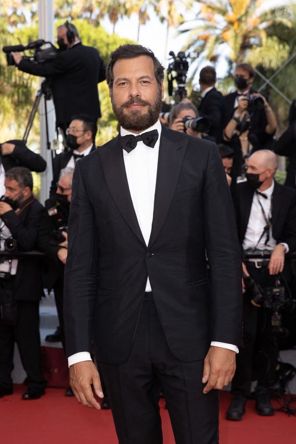 Laurent Lafitte - Montée des marches du film « Annette » lors de la cérémonie d'ouverture du 74ème Festival International du Film de Cannes. Le 6 juillet 2021
© Borde-Jacovides-Moreau / Bestimage