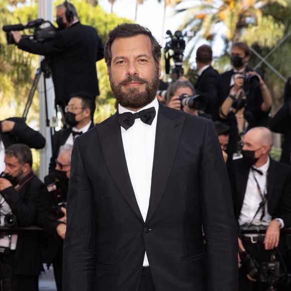 Laurent Lafitte - Montée des marches du film « Annette » lors de la cérémonie d'ouverture du 74ème Festival International du Film de Cannes. Le 6 juillet 2021
© Borde-Jacovides-Moreau / Bestimage