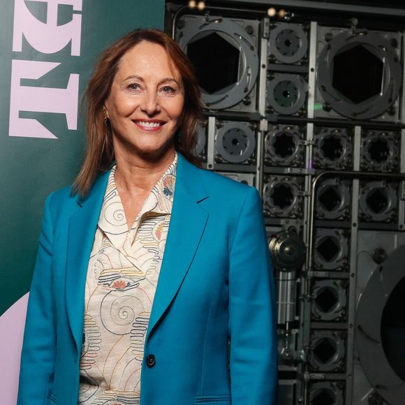 Et lorsque Jean-Luc Mélenchon a qualifié François Hollande de "machine à tromper" sur RTL, Ségolère Royal a sauté sur l'occasion pour réagir.

Exclusif - Ségolène Royal - Soirée en avant-première de la diffusion de l'émission "La fête de la chanson à l’orientale Spéciale Tanger" à l'nstitut du Monde Arabe à Paris le 19 novembre 2024. L'émission sera diffusée le 22 novembre sur France 3. © Christophe Clovis / Bestimage