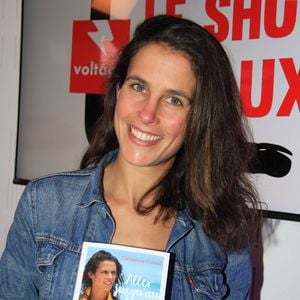 Exclusif - Clémence Castel (Koh-Lanta 2005 et 2018) lors de l'émission "Le Show de Luxe" sur la Radio Voltage à Paris , France, le 8 avril 2019. © Philippe Baldini/Bestimage