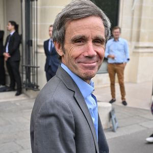 En interview pour "Gala", il indique ne pas avoir voulu faire de garde partagée avec son ex-épouse de l'époque.

David Pujadas au défilé Alexis Mabille lors de la semaine de la mode haute couture à Paris, France, le 4 juillet 2023. Photo by Julien Reynaud/APS-Medias/ABACAPRESS.COM