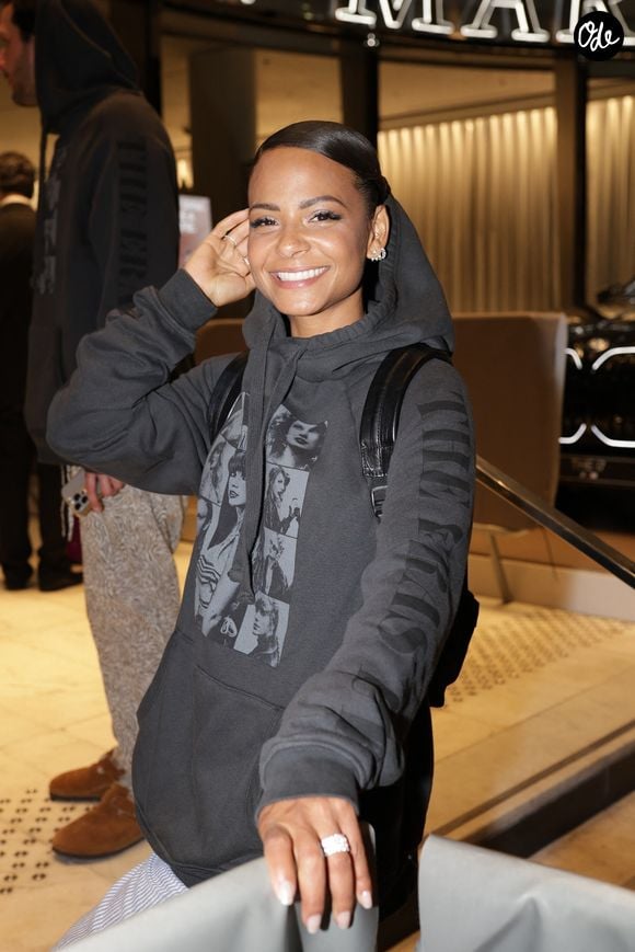La chanteuse et actrice Christina Milian, tout sourire pendant le Festival de Cannes en France.

©BestImage
