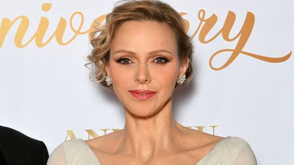 Charlene de Monaco sans les jumeaux mais entourée du prince Albert et de son frère pour un événement spécial sur le Rocher