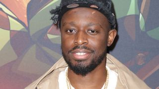 L'autre vie de Dadju : le chanteur lance un business à l'autre bout du monde qui attire les personnalités