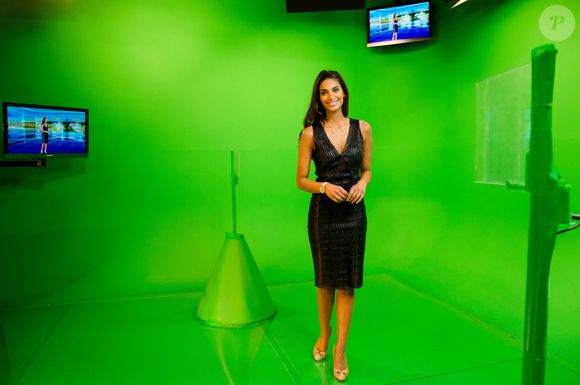 Et puis, c'est à force de ne rien lâcher que Tatiana Silva est repérée et voit le soleil entrer de nouveau dans sa vie. Elle devient le visage de la météo sur TF1 et LCI...

Tatiana Silva, présentatrice télé pour la RTBF avant son départ pour TF1 à Charleroi, Belgique. Photo Guillau/Reporters/Abaca