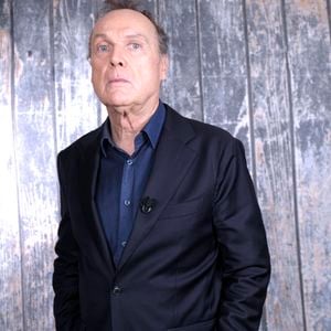 Des franches confidences qui toucheront à coup sûr ses admirateurs de la première heure...

Exclusif - Portrait de Julien Lepers lors de l'enregistrement de l'émission "Chez Jordan de Luxe" à Paris. Le 8 octobre 2024 © Cédric Perrin / Bestimage