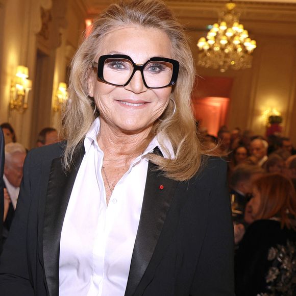 Sheila - Soirée de gala pour la Fondation de la Recherche en Physiologie, "Les Stéthos d'Or" au Four Seasons Hôtel George V à Paris le 24 mars 2025. © Cédric Perrin/Bestimage