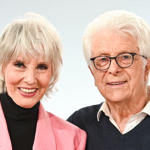 Exclusif - Denise Fabre et son mari Francis Vandenhende - Enregistrement de l'émission "Vivement dimanche" au studio Gabriel, présentée par M.Drucker, et diffusée sur France 3 le 15 juin 2025.
© Guillaume Gaffiot / Bestimage