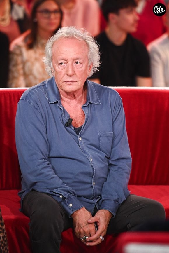 À 50 ans, il se demandait s'ils auraient suffisamment de choses à se raconter.

Exclusif - Didier Barbelivien lors de l'enregistrement de l'émission Vivement Dimanche, au studio Rive gauche, à Paris, France, le 22 octobre 2025, présentée par M.Drucker, diffusée sur France 3 le 16 novembre 2025. © Guillaume Gaffiot/Bestimage