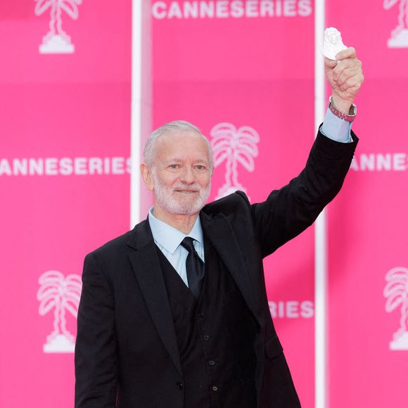 Depuis qu'elles sont petites, Francis Huster essaie de ne pas être un papa moralisateur

Francis Huster participe à la cinquième journée du 9ème Festival International de Cannes le 27 avril 2026 à Cannes, France. 

Photo par ShootPix/ABACAPRESS.COM