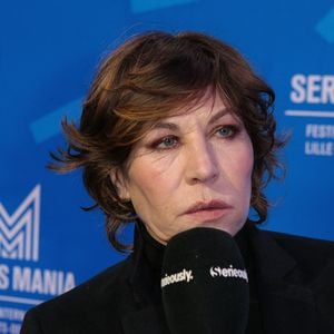 L’actrice a regretté l’attitude de certains invités lors de la cérémonie.

Mathilde Seigner - Cérémonie de clôture du festival Séries Mania à Lille le 27 mars 2026. © Stéphane Vansteenquiste/Bestimage