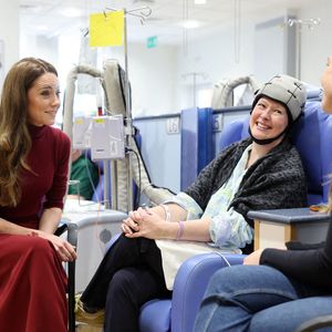 La mère de George, Charlotte et Louis aimerait donc que l'on se focalise désormais sur les causes qu'elle défend.

La princesse de Galles s'entretient avec Katherine Field lors d'une visite au Royal Marsden Hospital, à Londres le mardi 14 janvier 2025. Photo by Chris Jackson/PA Wire/ABACAPRESS.COM