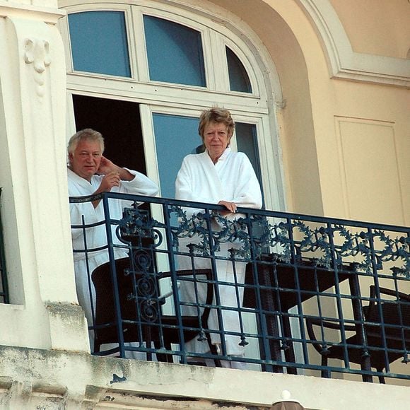 Archives - Laurent Boyer et sa compagne Alice Dona lors du 16e édition des "Trophées Epona" à Cabourg, le 11 octobre 2009.  |Archives - 16e édition des "Trophées Epona" à Cabourg

JLPPA / Bestimage