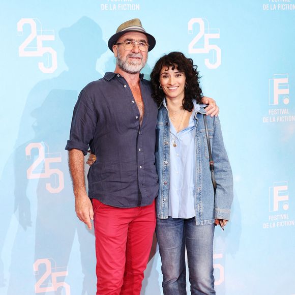Eric Cantona et Rachida Brakni - Photocall de la série "Brigade anonyme" lors de la 25ème édition du Festival de la fiction de la Rochelle le 13 septembre 2023.
© Denis Guignebourg / Bestimage