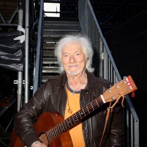 Hugues Aufray - Backstage lors de l'enregistrement de l'émission "La fête de la Musique" à Reims le 21 juin et diffusée le 22 juin à 21h10 sur France 2 et sur France.tv.
© Jack Tribeca / Jeremy Melloul / Bestimage