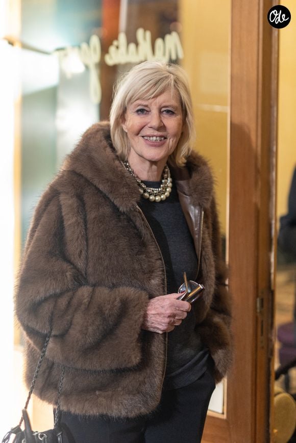 Chantal Ladesou lors d'une dégustation au 15 Galerie Vivienne à Paris avec le soutien du vignoble Adef Résidences Château Sauman le 1er décembre 2025. © Tiphaine Praud-Lebely / Bestimage