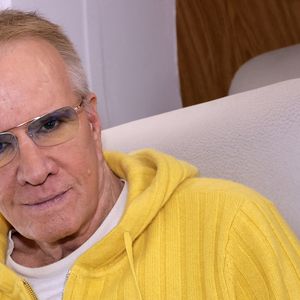 Christophe Lambert lors de l'enregistrement de l'émission "Le jet de luxe" le 16 janvier 2026

© Cédric Perrin / Bestimage