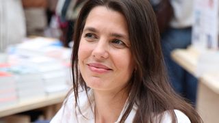 Charlotte Casiraghi honorée en Corse, elle a reçu un prix prestigieux
