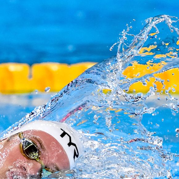 Léon Marchand dans l'épreuve du 400m Individuel lors des 22ème Championnats du Monde de Natation à Singapour. Inside/Psnewz/Bestimage