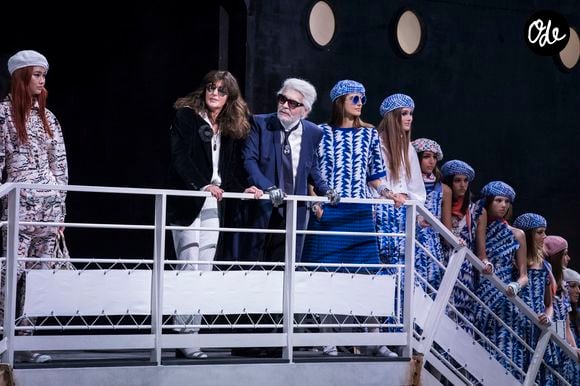 Karl Lagerfeld et Virginie Viard lors du défilé croisière Chanel au Grand Palais à Paris le 3 mai 2018.

© Olivier Borde/Bestimage