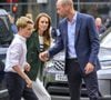 L'héritier du trône britannique intègre Eton College, école d'élite où son père a étudié.

Le prince William, prince de Galles, et Catherine (Kate) Middleton, princesse de Galles, avec leurs enfants le prince George de Galles, la princesse Charlotte de Galles et le prince Louis de Galles, au jour 9 des "Jeux du Commonwealth 2026" à l'OVO Hydro de Glasgow.