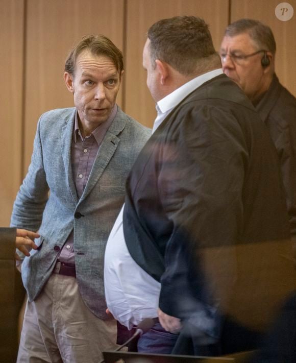 Christian Brueckner lors de son procès pour de multiples viols au tribunal de grande instance de Brunswick - 2024 (Mirrorpix / Bestimage).