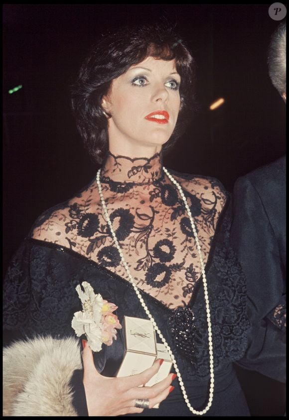 Archives : Anny Duperey au festival de Cannes en 1974 pour la présentation du film Stavisky. Photographe : ANGELI-RINDOFF / BESTIMAGE