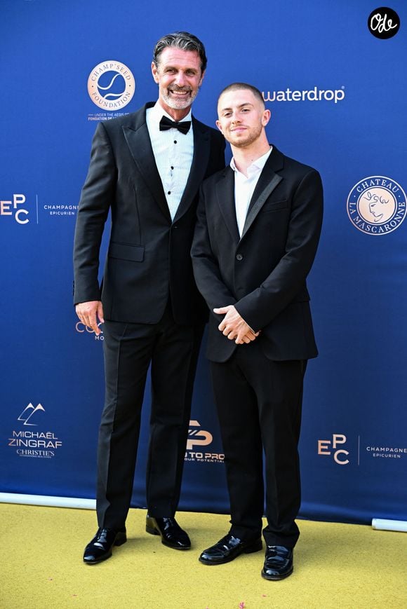 Patrick Mouratoglou et Michou, de son vrai nom Miguel Mattioli, - 11ème édition du Gala de charité de Patrick Mouratoglou à la Mouratoglou Academy & Resort à Biot le 21 juin 2025. © Bruno Bebert/Bestimage