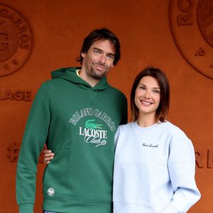 Camille Lacourt et sa compagne Alice Detollenaere - Célébrités au village des Internationaux de France de tennis de Roland Garros 2024 à Paris le 2 juin 2024.
© Jacovides / Moreau / Bestimage