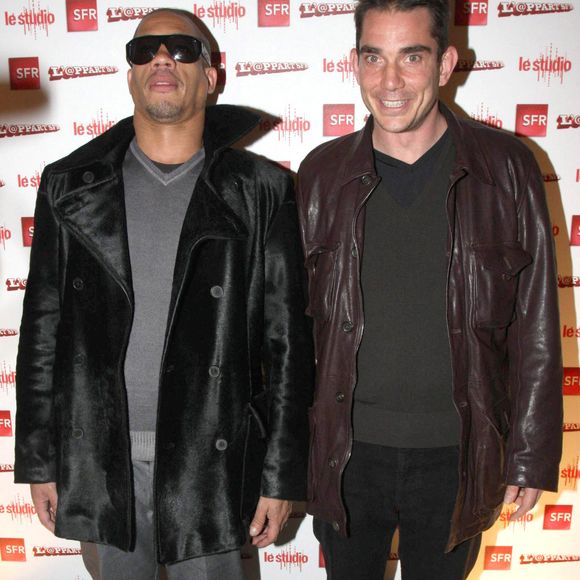 Joey Starr avec son manager et Sebatien Farran assistent à la soirée SFR au Studio SFR à Paris-France le 25 novembre 2008. Photo par Benoit Pinguet/ABACA.
