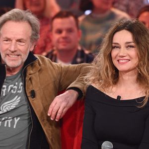 Exclusif - Stephane Freiss et Marine Delterme lors de l'enregistrement de l'émission "Vivement dimanche" au studio Rive Gauche, présentée par M.Drucker avec une diffusion sur France 3 le 15 mars 2026, à Paris, France, le 4 mars 2026. © Guillaume Gaffiot/Bestimage