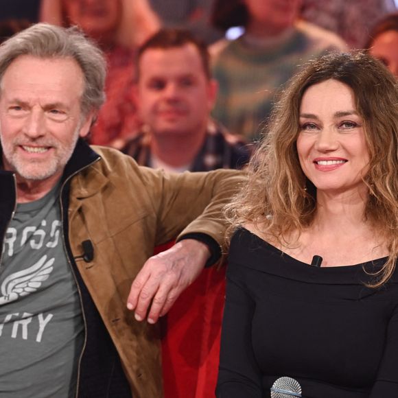 Exclusif - Stephane Freiss et Marine Delterme lors de l'enregistrement de l'émission "Vivement dimanche" au studio Rive Gauche, présentée par M.Drucker avec une diffusion sur France 3 le 15 mars 2026, à Paris, France, le 4 mars 2026. © Guillaume Gaffiot/Bestimage