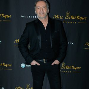 Il prépare un nouveau projet pour la rentrée.

Jean-Michel Maire - Première édition du concours "Miss Esthétique" consacré à la diversité de la beauté féminine à la Cigale, à Paris, France , le 27 février 2022. © Christophe Clovis / Bestimage