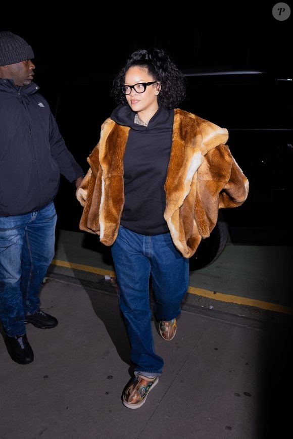 Rihanna à New York en 2024. Crédit : Backgrid USA / Bestimage