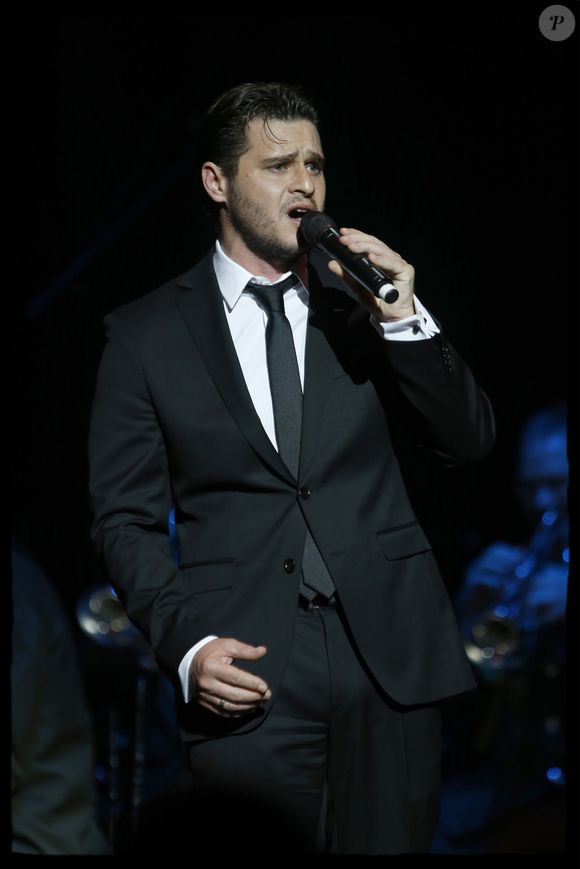Exclusif - Julien Dassin (le jour de son anniversaire) invité d'honneur des Choeurs de l'Armée Rouge MVD pour un hommage à son père Joe Dassin à la salle Pleyel à Paris, France, le 22 mars 2017. © Alain Guizard/Bestimage