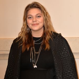 Louane Emera lors du photocall du dernier défilé de mode Haute-Couture printemps-été 2020 "Jean-Paul Gaultier" au théâtre du Châtelet à Paris, France, le 22 janvier 2020. © Veeren-Clovis/Bestimage
