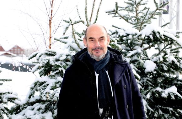 Bernard Campan - Photocall du film "Et plus si affinités" lors du 27ème Festival International du Film de Comédie de l'Alpe d'Huez, le 19 janvier 2024.
© Dominique Jacovides / Bestimage