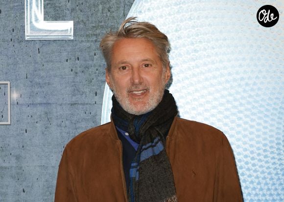 Antoine de Caunes - Avant-première de la série "Validé" saison 3 au cinéma le Grand Rex à Paris. © Coadic Guirec/Bestimage
