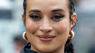 Camélia Jordana : Où la croiser à Paris ? La chanteuse partage ses adresses préférées dans le Marais