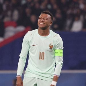Le joueur participe actuellement à la Coupe du monde 2026, lancée le 11 juin.

Kylian MBAPPÉ (France) - Les Bleus ont remporté leur dernier match de préparation contre l'Irlande du Nord (3-1) à Lille, grâce à un triplé de M. Olise le 8 juin 2026. © Laurent Sanson/PsnewZ/Bestimage