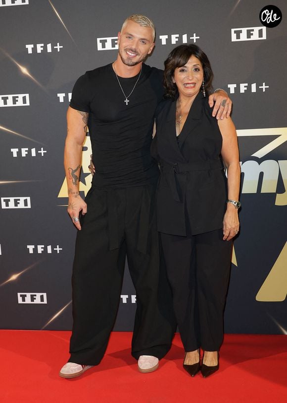 Sofia Morgavi rempile au chant, tout comme Jonathan Jenvrin à la danse

Jonathan Jenvrin et Sofia Morgavi - Photocall des Profs de la Star Academy 2026 à Boulogne-Billancourt le 23 septembre 2026. © Coadic Guirec/Bestimage