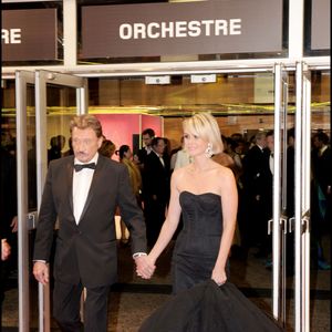 Johnny et Laeticia Hallyday - Montée des marches du film "Vengeance" lors du 62e Festival de Cannes. © DANIEL ANGELI / BESTIMAGE