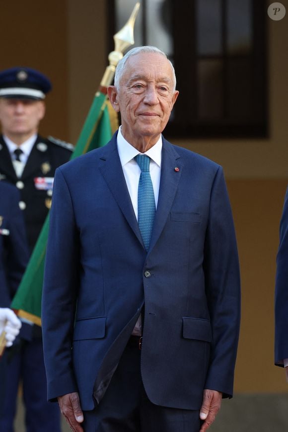 Il était censé s'y rendre les 11, 12 et 13 décembre

Marcelo Rebelo de Sousa, président du Portugal - Le prince de Monaco et la princesse de Monaco accueillent le président du Portugal, dans la cour d'honneur du Palais Princier à Monaco, le 21 novembre 2025. Le chef d'Etat portugais est en visite officielle en principauté.

© Claudia Albuquerque / Bestimage