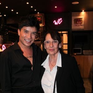 Exclusif - Nicolas Waldorf, Chantal Lauby lors de la soirée de présentation de la nouvelle revue au Artishow Cabaret à Paris le 2 juin 2025. Le cabaret fête aussi son 250 000 ème spectateur.

© Philippe Baldini / Bestimage